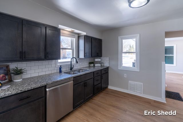 631 3 Mile Road NE, Grand Rapids, MI 49505