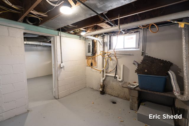 631 3 Mile Road NE, Grand Rapids, MI 49505