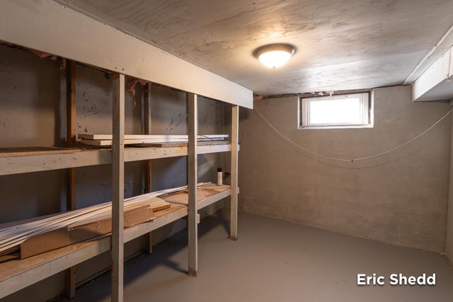 631 3 Mile Road NE, Grand Rapids, MI 49505