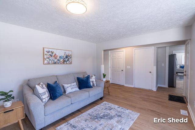 631 3 Mile Road NE, Grand Rapids, MI 49505