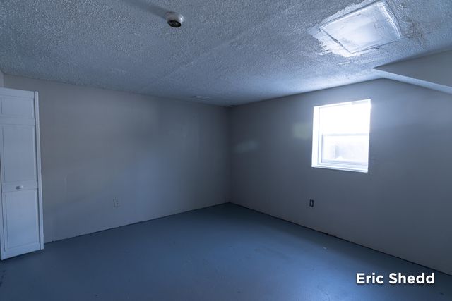 631 3 Mile Road NE, Grand Rapids, MI 49505