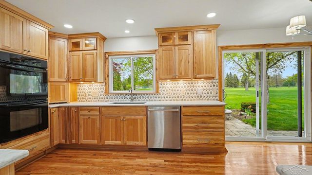 341 Foxboro Road, Saginaw Twp, MI 48638