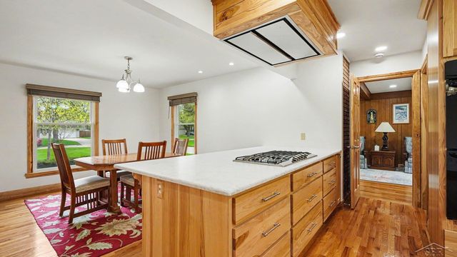 341 Foxboro Road, Saginaw Twp, MI 48638
