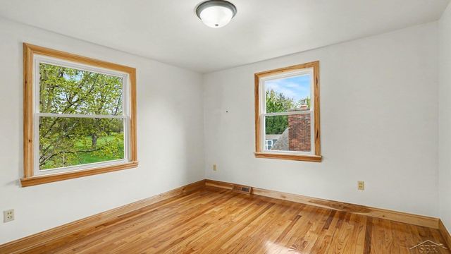 341 Foxboro Road, Saginaw Twp, MI 48638