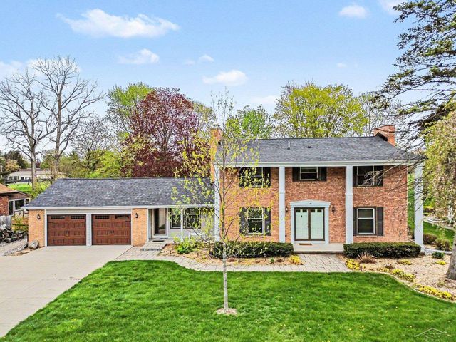 341 Foxboro Road, Saginaw Twp, MI 48638