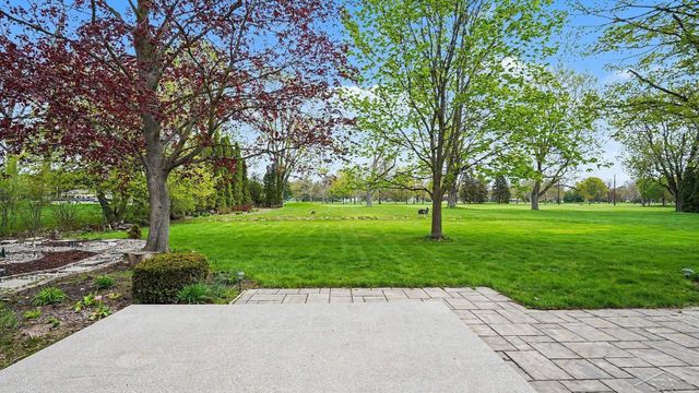 341 Foxboro Road, Saginaw Twp, MI 48638