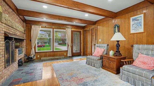 341 Foxboro Road, Saginaw Twp, MI 48638