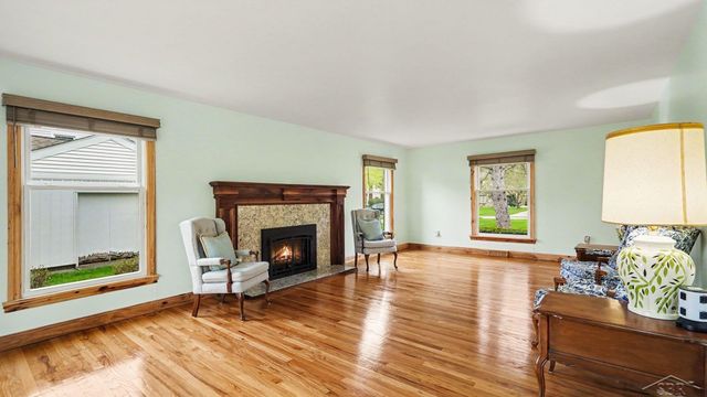 341 Foxboro Road, Saginaw Twp, MI 48638