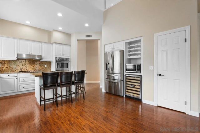 896 Piovana CT, Carlsbad, CA 92011