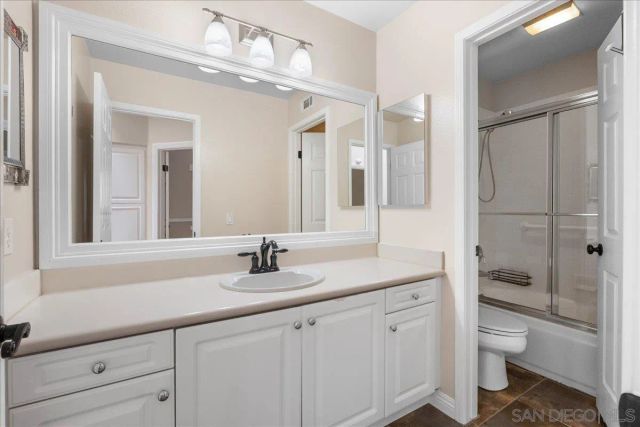 896 Piovana CT, Carlsbad, CA 92011