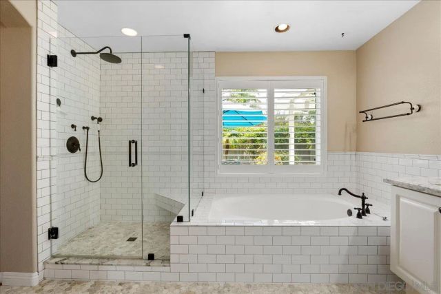 896 Piovana CT, Carlsbad, CA 92011