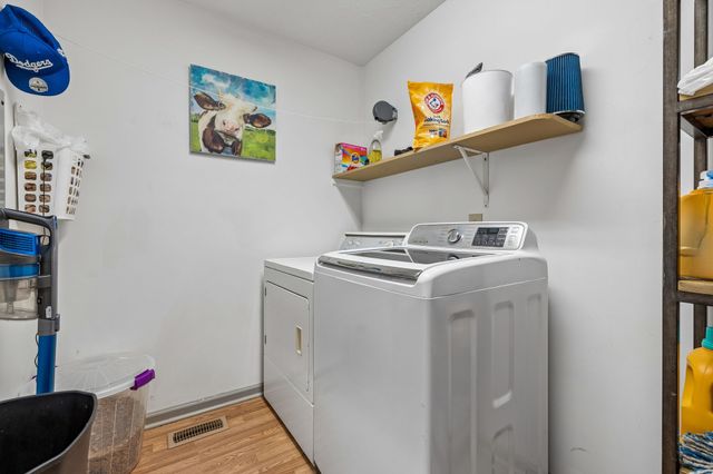 103 Edgewood Ave, Mount Pleasant, TN 38474