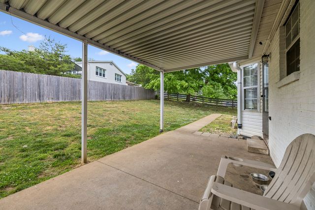 103 Edgewood Ave, Mount Pleasant, TN 38474