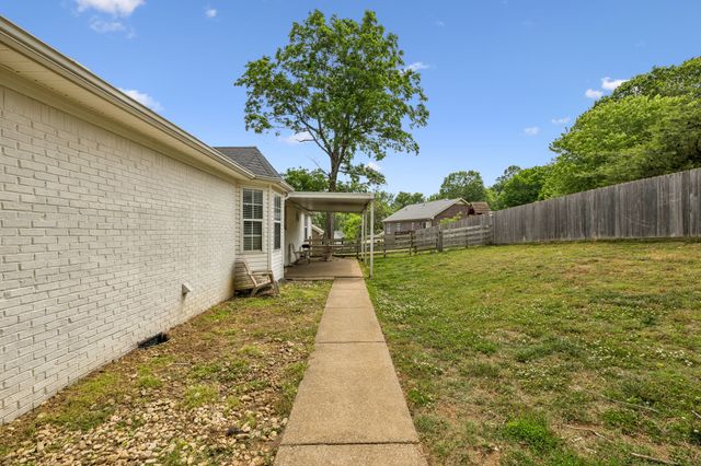 103 Edgewood Ave, Mount Pleasant, TN 38474