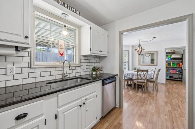 103 Edgewood Ave, Mount Pleasant, TN 38474