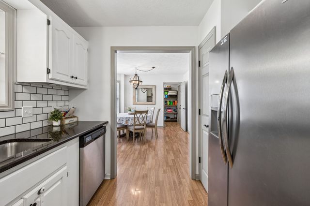 103 Edgewood Ave, Mount Pleasant, TN 38474
