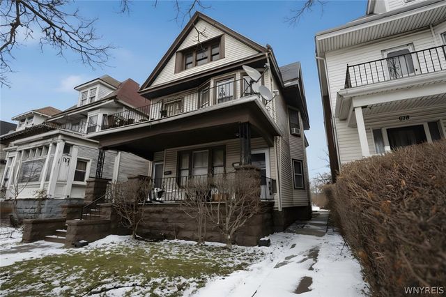 674 Humboldt Parkway, Buffalo, NY 14211