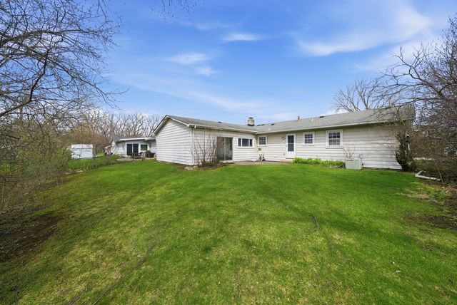 593 Bristol Lane, Elk Grove Village, IL 60007