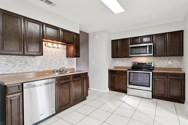 820 SUTTER LOOP, Longwood, FL 32750