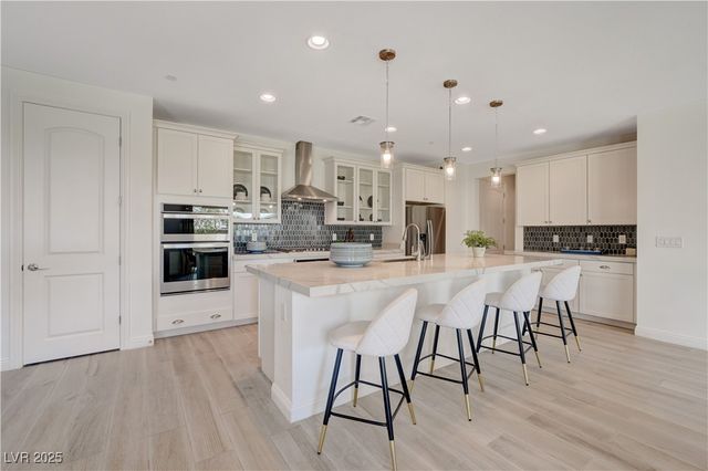 1075 North Water Street, Henderson, NV 89011