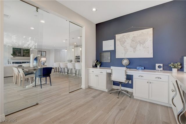 1075 North Water Street, Henderson, NV 89011