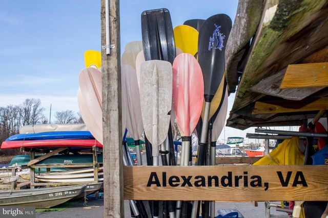 8815 SURREY CT, Alexandria, VA 22309