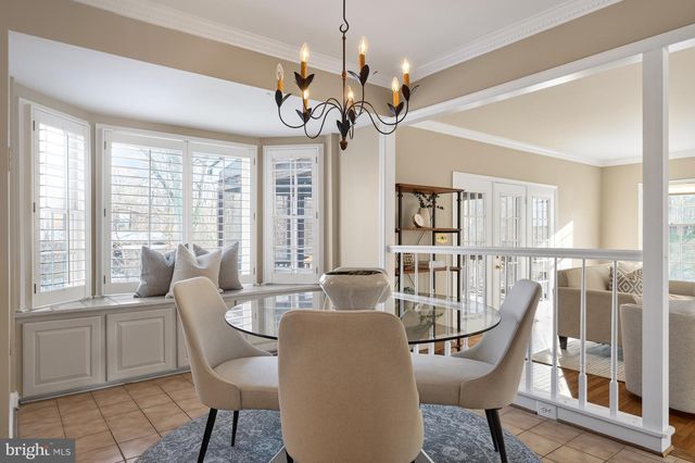 8815 SURREY CT, Alexandria, VA 22309