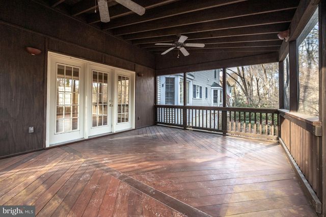 8815 SURREY CT, Alexandria, VA 22309