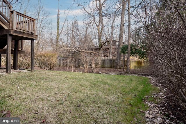 8815 SURREY CT, Alexandria, VA 22309