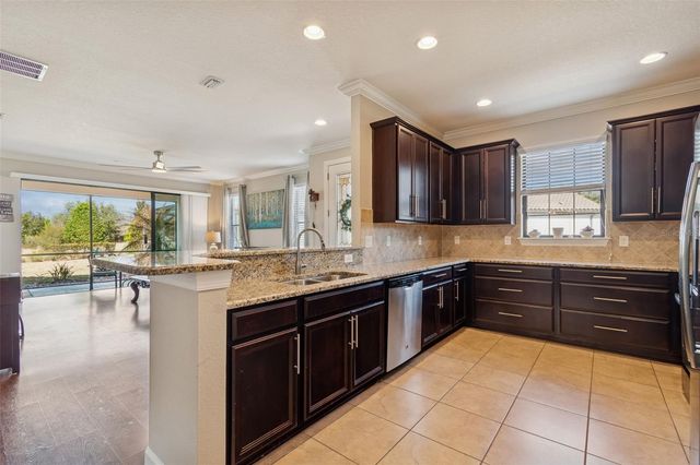 8440 ALBERATA VISTA DRIVE, Tampa, FL 33647