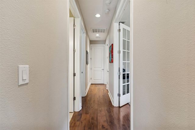 8440 ALBERATA VISTA DRIVE, Tampa, FL 33647