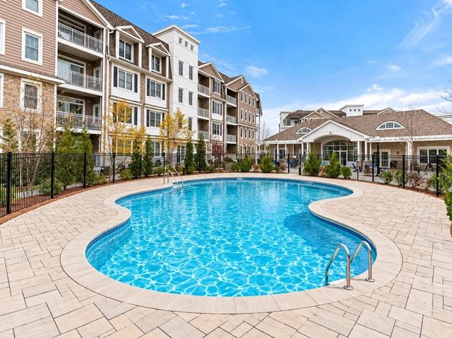 320 Middlesex Ave D202, Medford, MA 02155