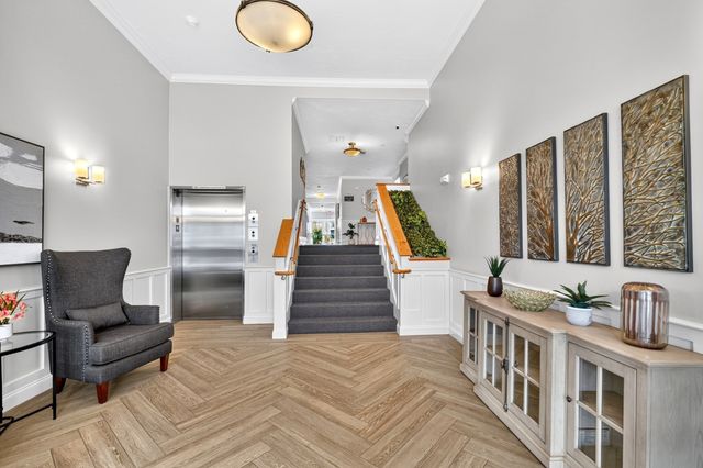 320 Middlesex Ave D202, Medford, MA 02155