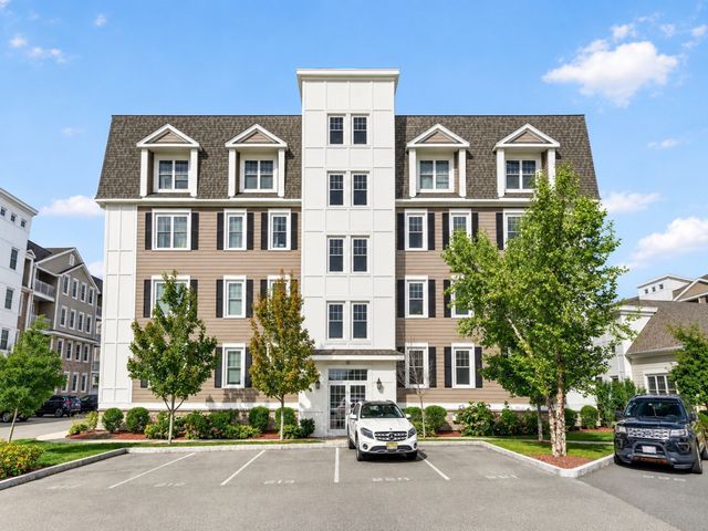 320 Middlesex Ave D202, Medford, MA 02155