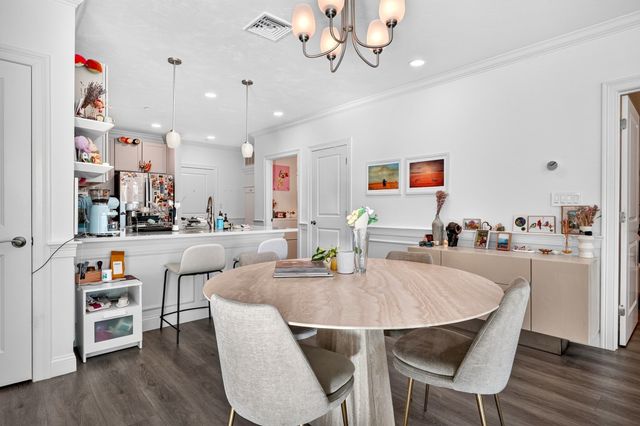 320 Middlesex Ave D202, Medford, MA 02155
