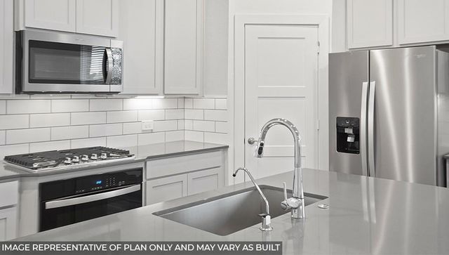 663 Paisley Harbor Court, Conroe, TX 77304