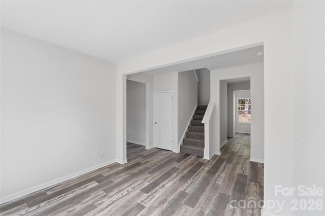5156 Mark Drive NE, Hickory, NC 28601