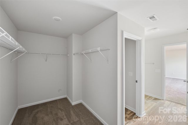 5156 Mark Drive NE, Hickory, NC 28601