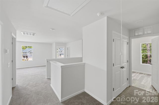 5156 Mark Drive NE, Hickory, NC 28601