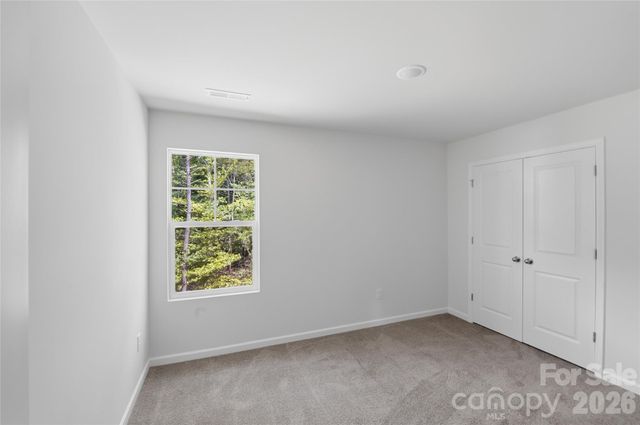 5156 Mark Drive NE, Hickory, NC 28601