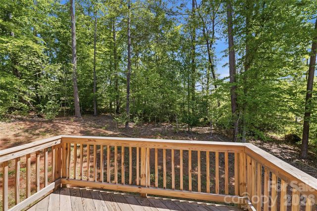 5156 Mark Drive NE, Hickory, NC 28601