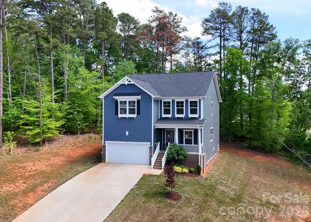 5156 Mark Drive NE, Hickory, NC 28601