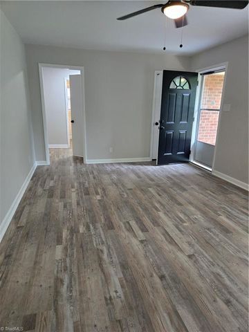 2116 Larkspur Drive, Greensboro, NC 27405