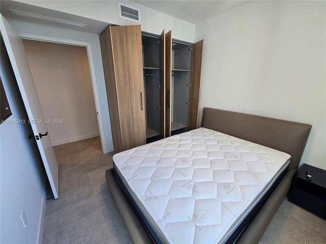 121 NE 5 Street 2908, Miami, FL 33132