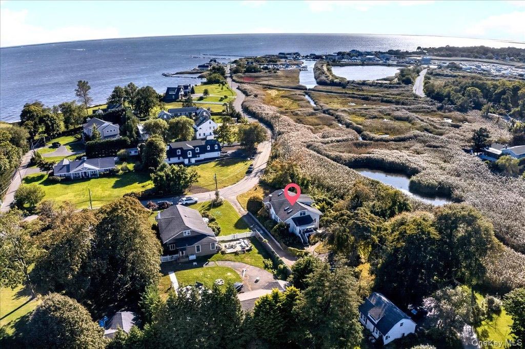 81 Oak Road, Bayport, NY 11705 — photo 4