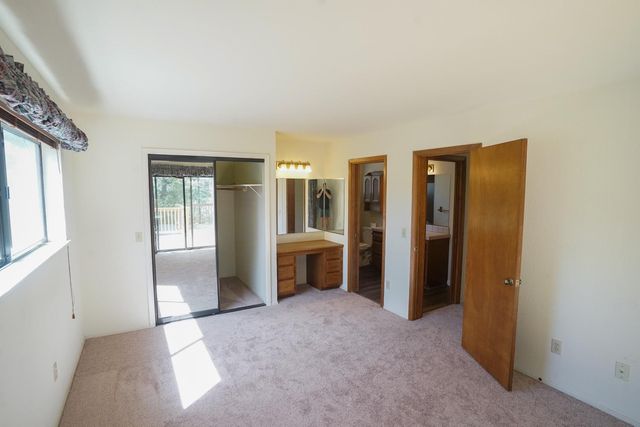 11570 Quail Ct, Pine Grove, CA 95665