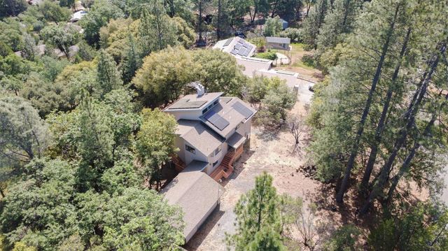 11570 Quail Ct, Pine Grove, CA 95665