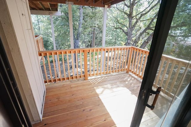 11570 Quail Ct, Pine Grove, CA 95665