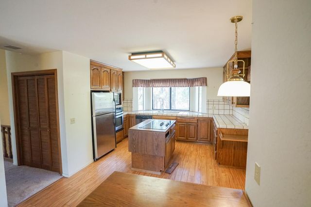 11570 Quail Ct, Pine Grove, CA 95665