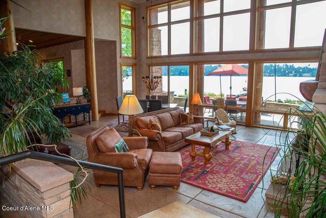 440 Pringle Ave, Hope, ID 83836